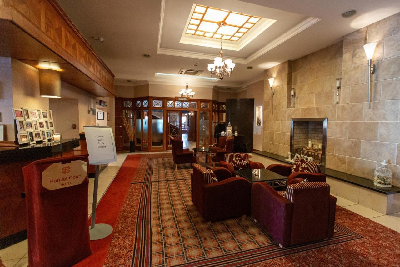 Hamlet Court Hotel Johnstown Bridge エクステリア 写真