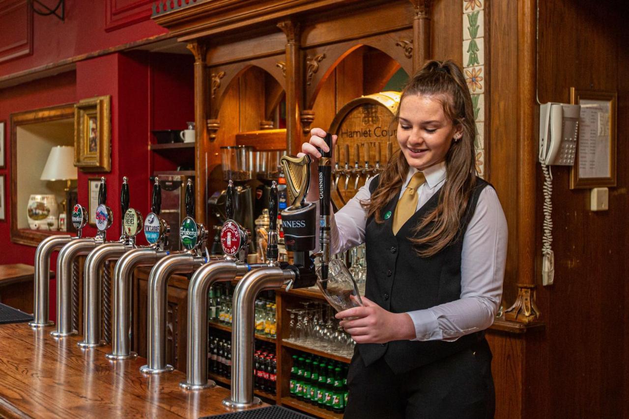 Hamlet Court Hotel Johnstown Bridge エクステリア 写真