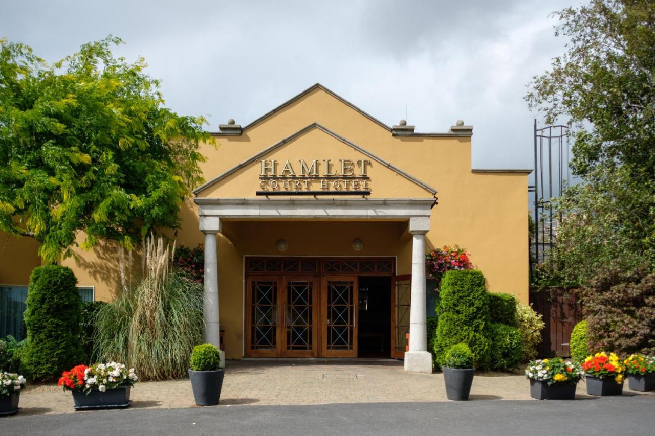 Hamlet Court Hotel Johnstown Bridge エクステリア 写真